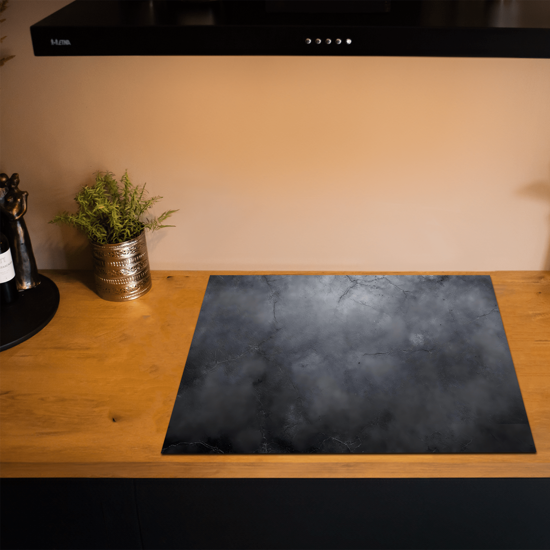 Inductiebeschermer - Beton - Textuur - Zwart - Donkergrijs - Charcoal Depth - Inductiebeschermer