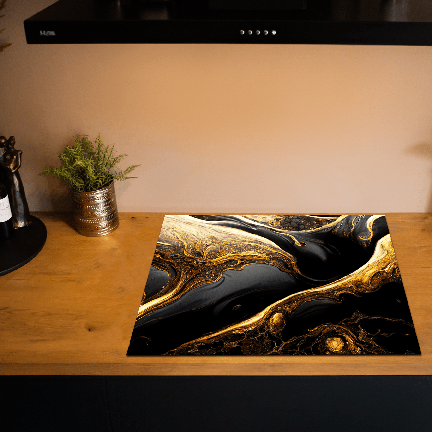 Inductiebeschermer - Black & Gold - Vloeibaar - Marmer - Luxe - Inductiebeschermer