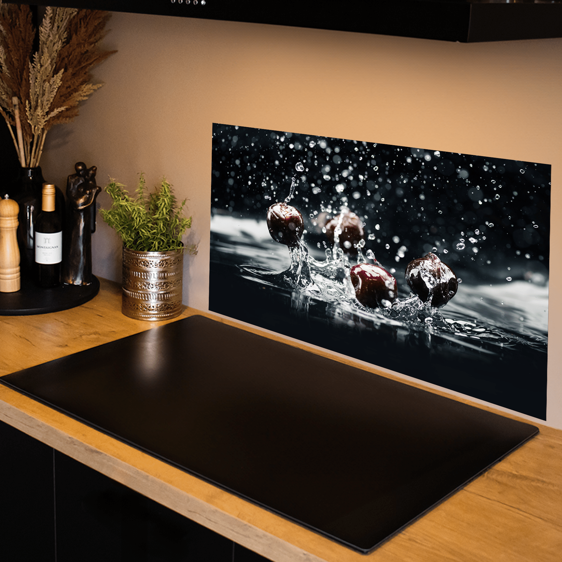 Keuken Spatscherm - Splash - Kersen - Water - Zwart - keuken spatscherm
