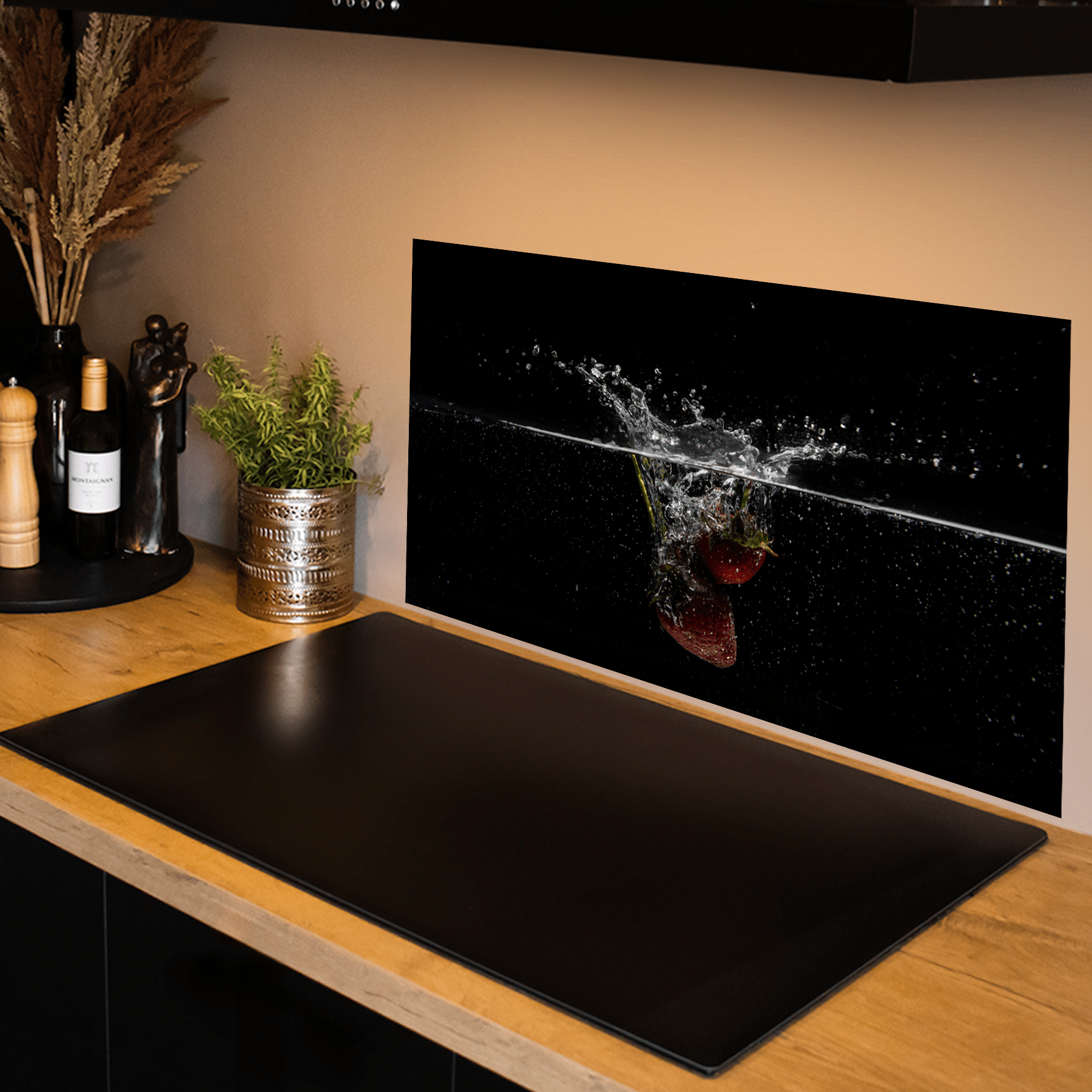 Keuken Spatscherm- Splash - Aardbeien - Donker rood - Zwart - keuken spatscherm