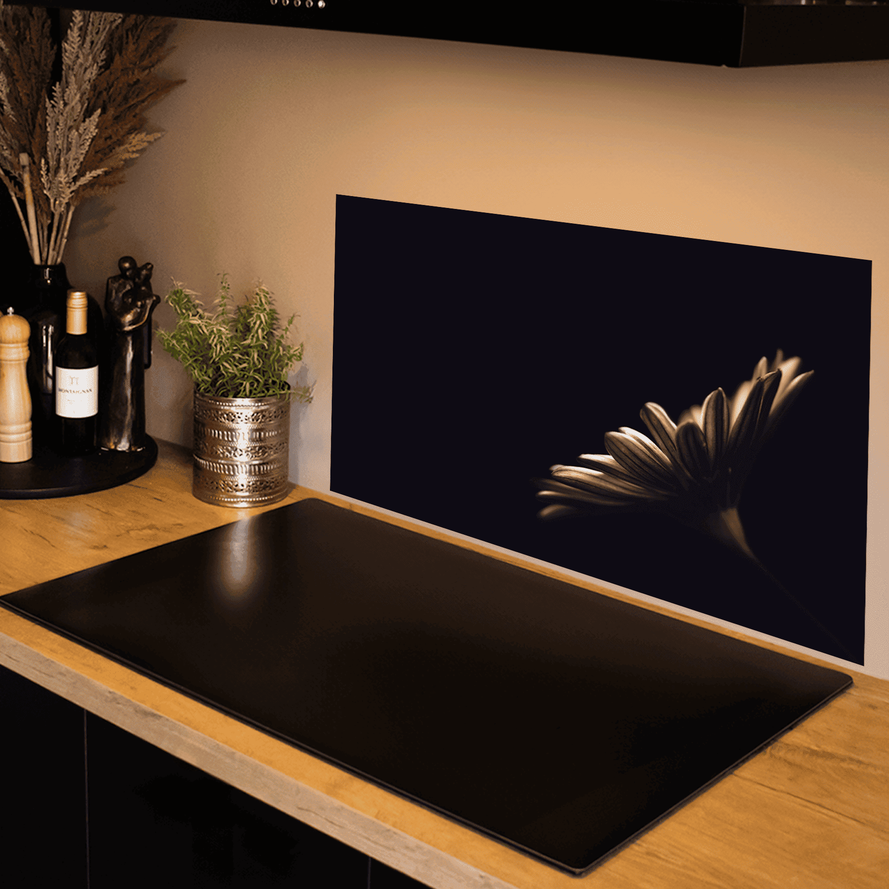 Keuken Spatscherm - Bloemen - Madelief - Zwart