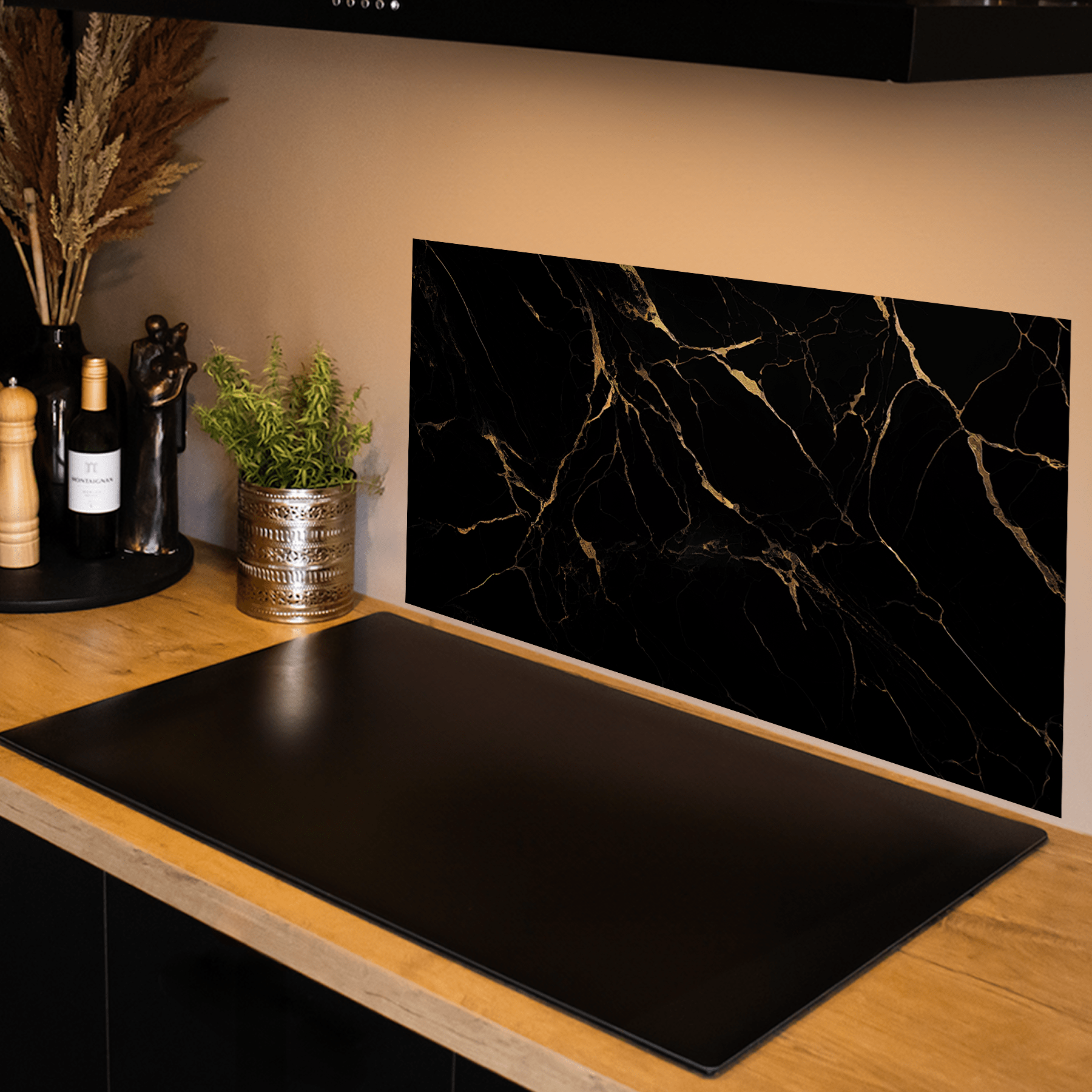 Keuken Spatscherm - Marmer - Natuurlijk - Gouden accenten - Zwart - keuken spatscherm