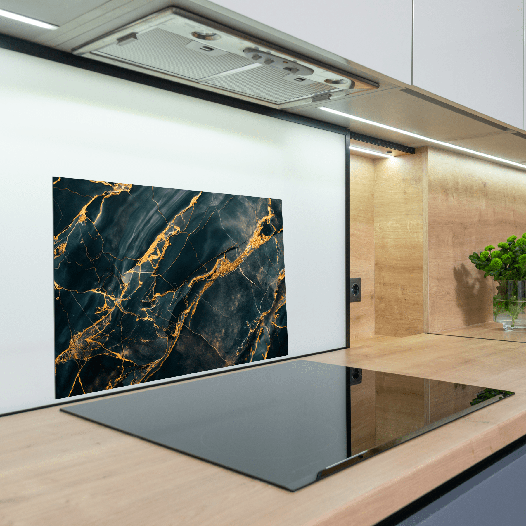 Keuken Spatscherm - Marmer - Luxe - Zwart - Gouden accenten - keuken spatscherm