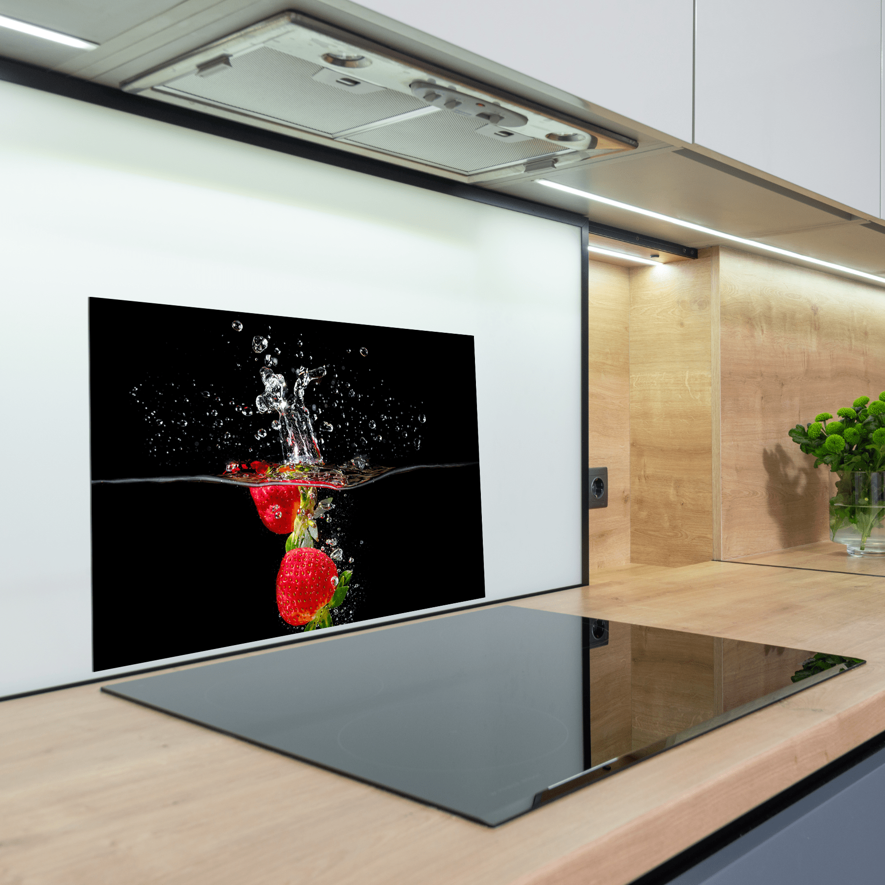 Keuken Spatscherm - Splash - Aardbeien - Water - Zwart - keuken spatscherm