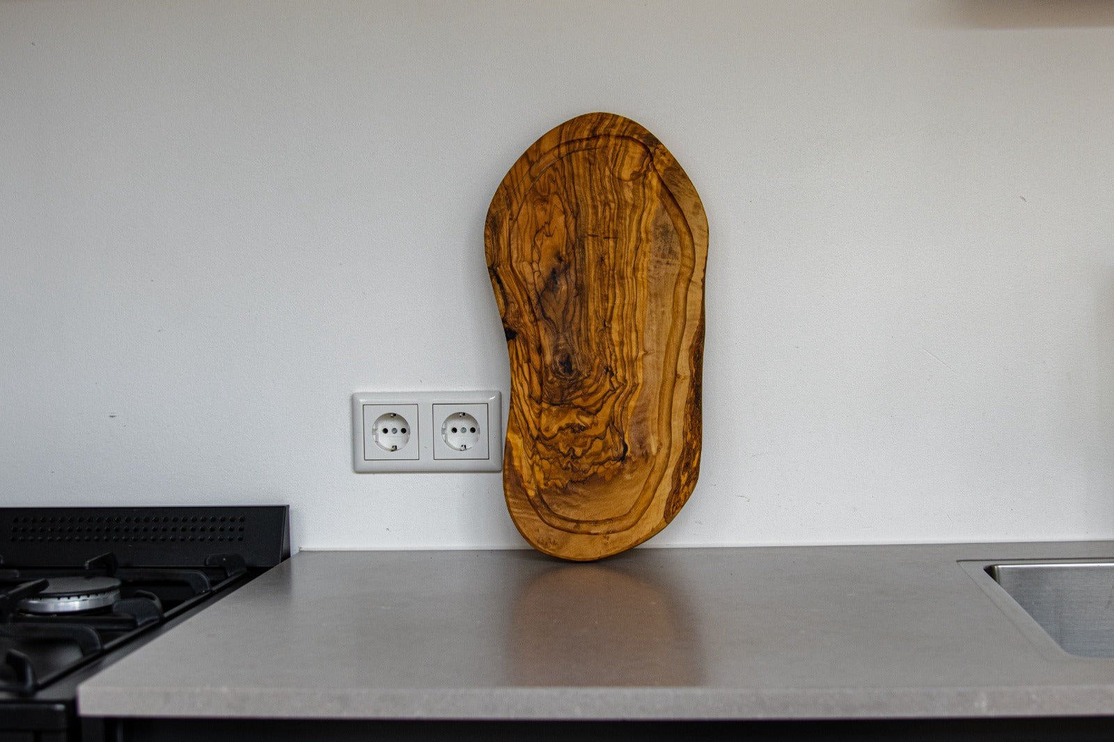 Borrelplank met sapgeul - Ovale serveerplank – 45x20 cm