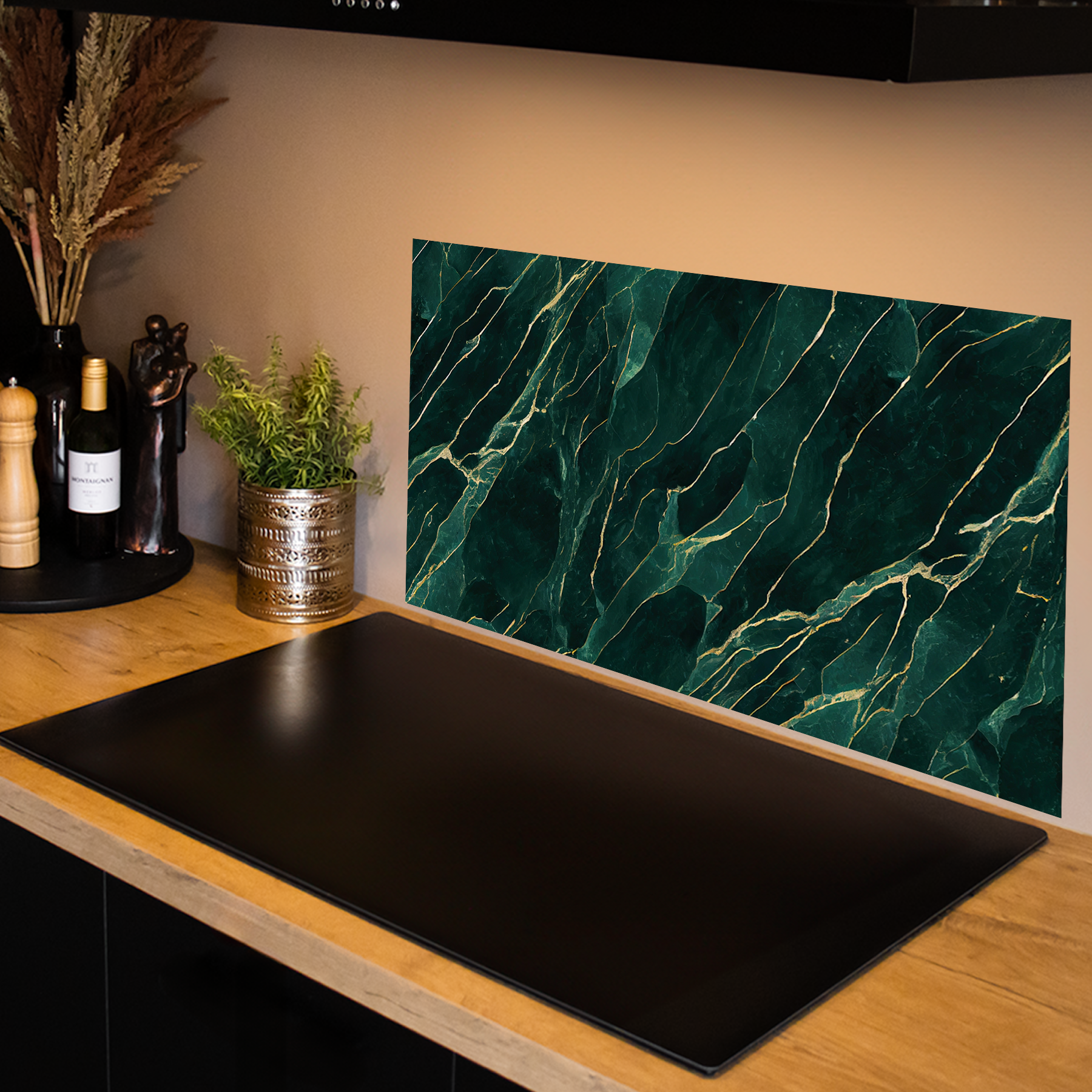 Keuken Spatscherm- Marmer - Natuurlijk - Gouden accenten - Smaragd groen